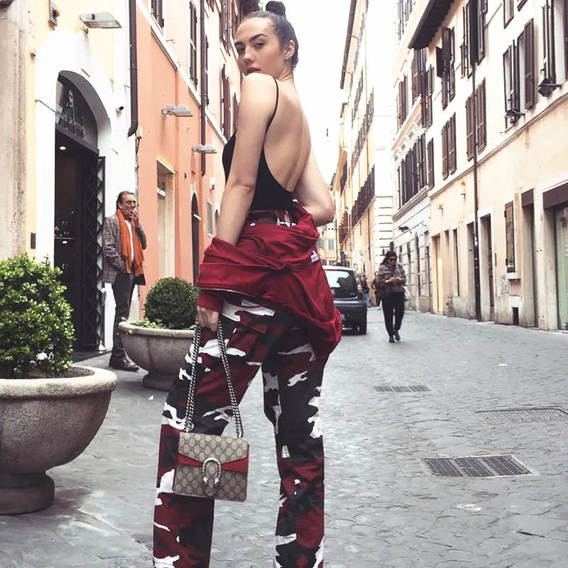 Women's Camouflage Cargo Joggers with Side Pockets and Elastic Cuffs