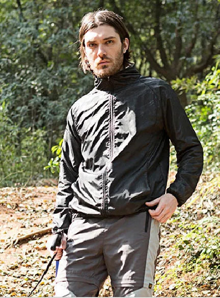 Hooded Long Sleeve Full Zip Outdoor Hiking Jacket with Pockets
