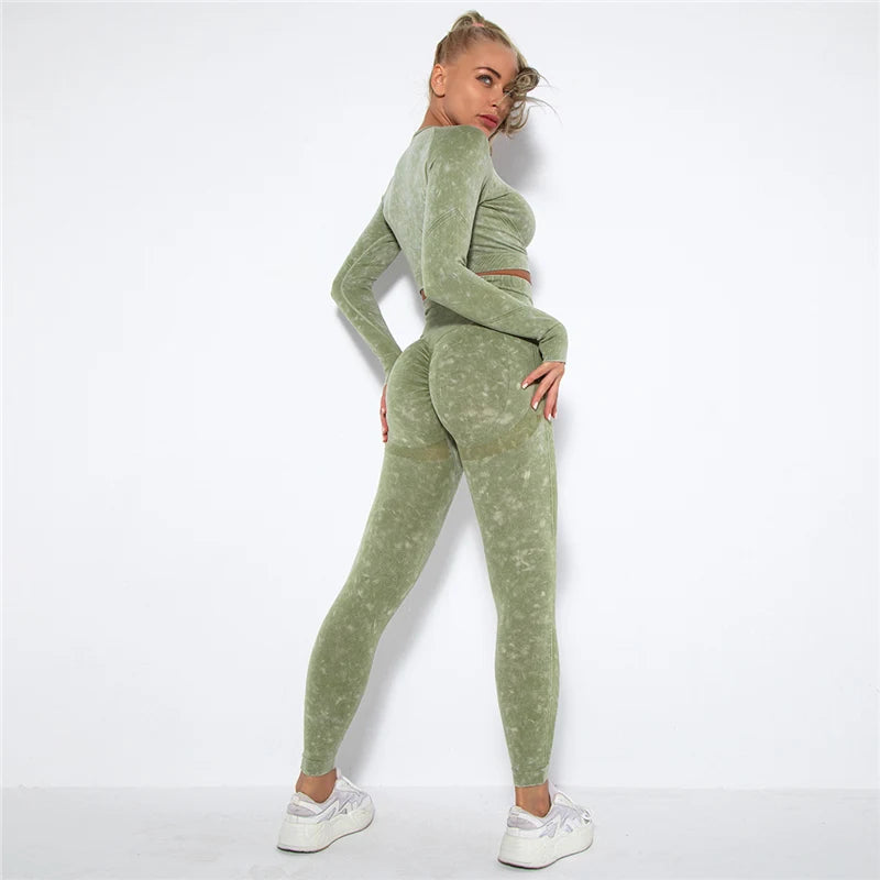 Women's Long Sleeve Crop Top And Leggings Yoga Set