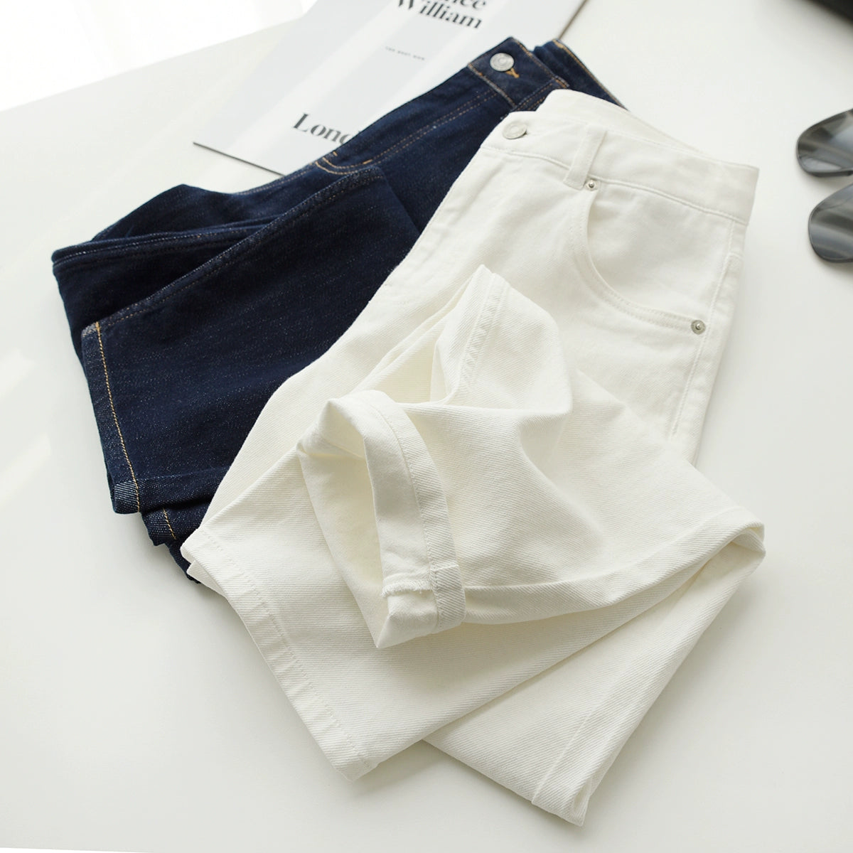 Washed Straight Slim Looking Spring and Autumn Women's Jeans