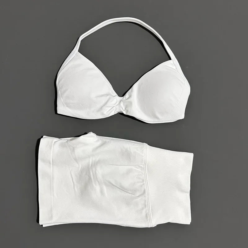 Women's Twist Front Bra And Shorts Yoga Set
