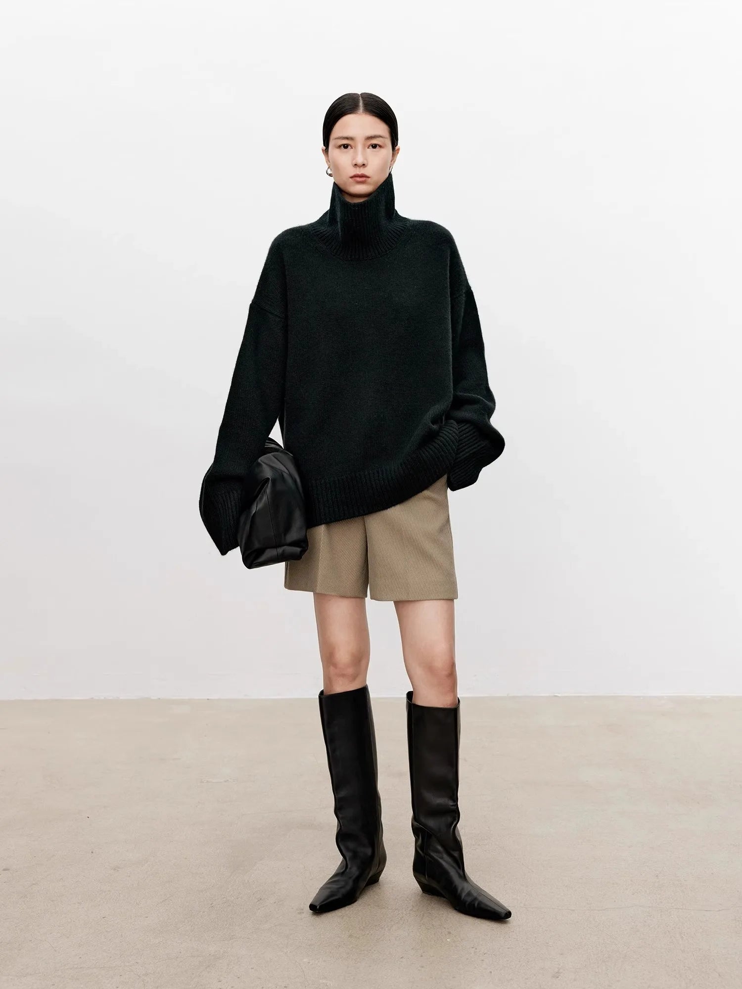 Women's Oversized Roll Neck Long Sleeve Sweater Casual Knit Layer