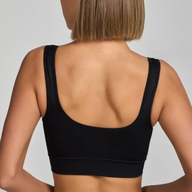Women's Scoop Neck Wide Strap Sports Bra