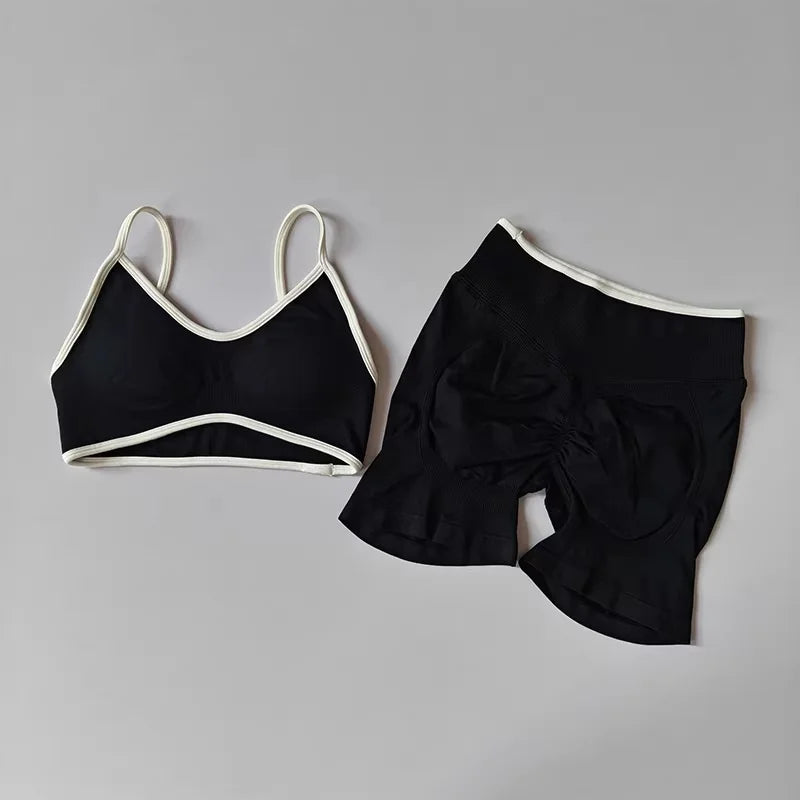 Women's Contrast Trim Bra And Shorts Yoga Set