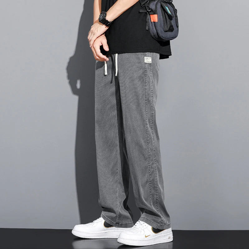 Men's Straight Leg Denim Jeans for Casual Everyday Wear