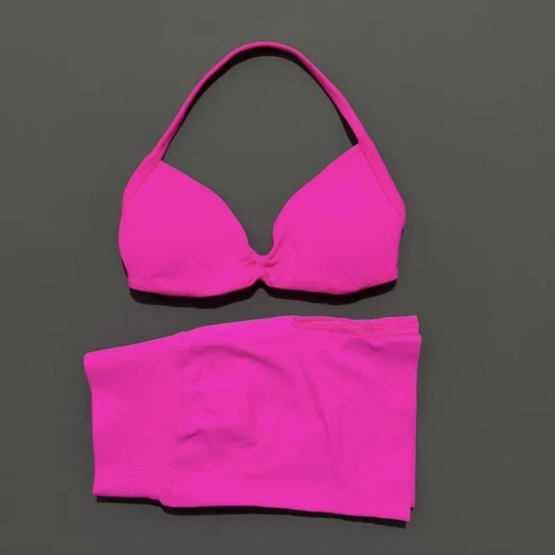 Women's Twist Front Bra And Shorts Yoga Set