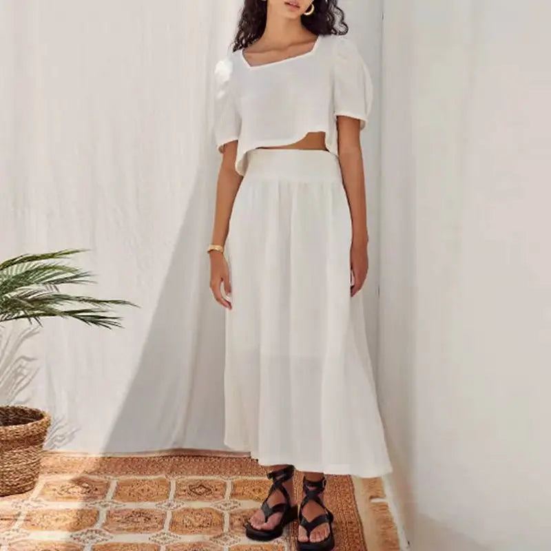 Women's Cotton-Linen Square-Neck Cropped Blouse with Short Puff Sleeves for Summer Outfits