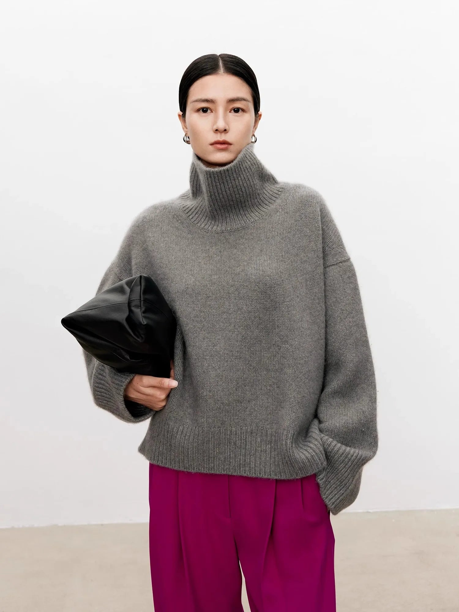 Women's Oversized Roll Neck Long Sleeve Sweater Casual Knit Layer