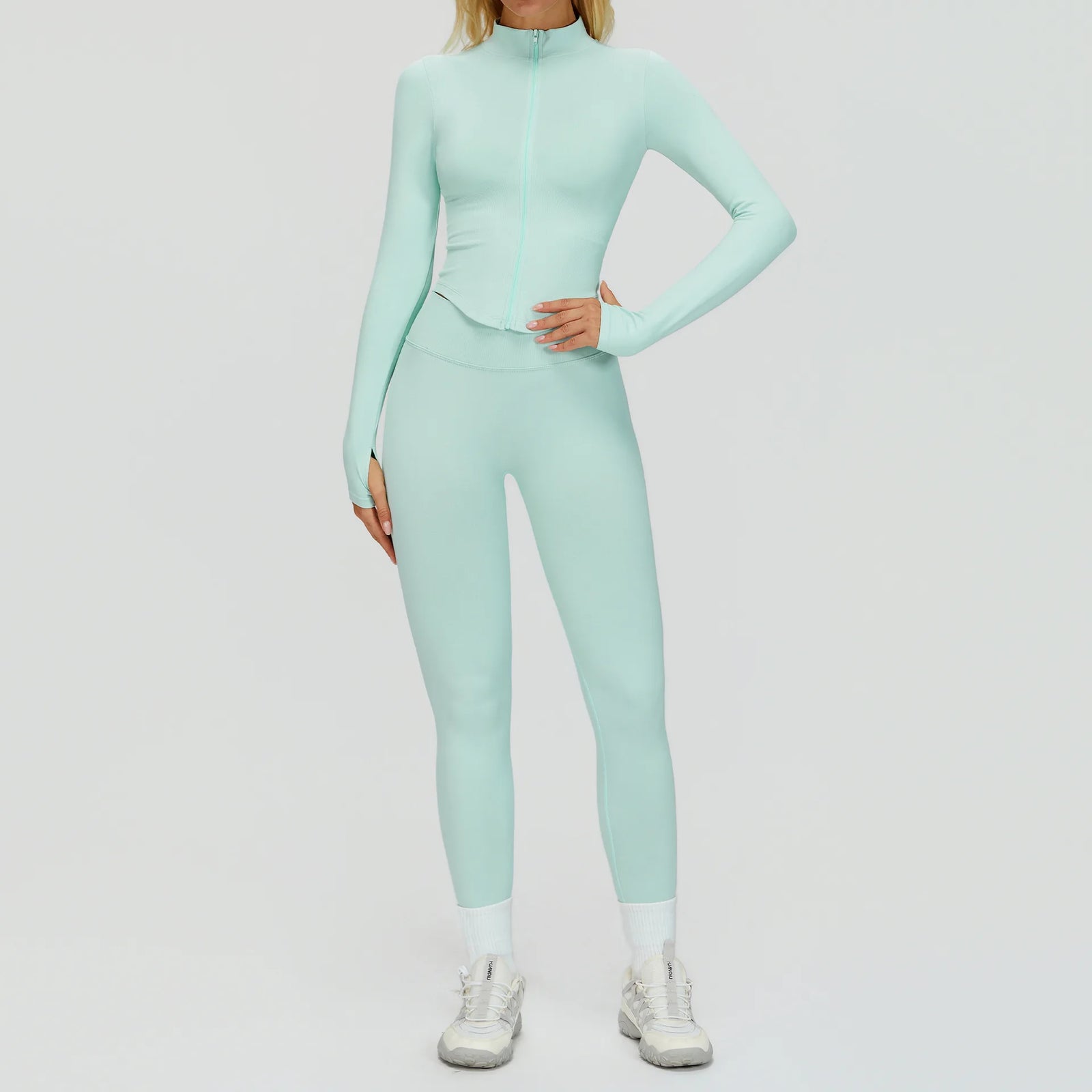 Women's Cropped Layer Bra And Leggings Yoga Set