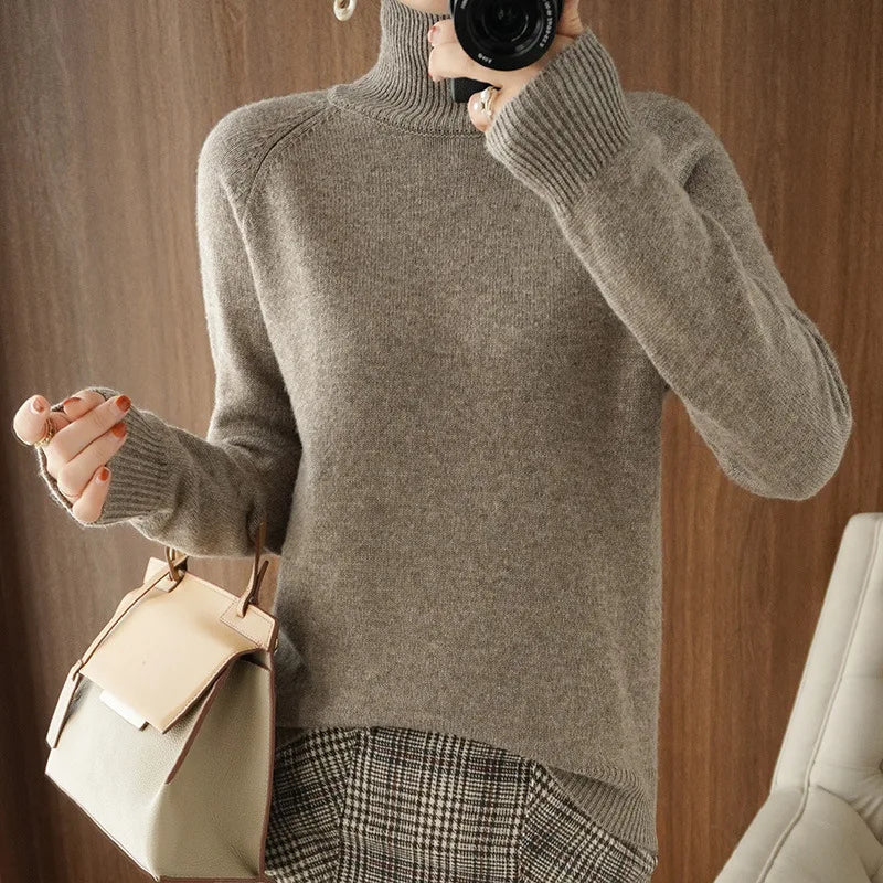 Women's Solid Turtleneck Long-Sleeve Knit Sweater