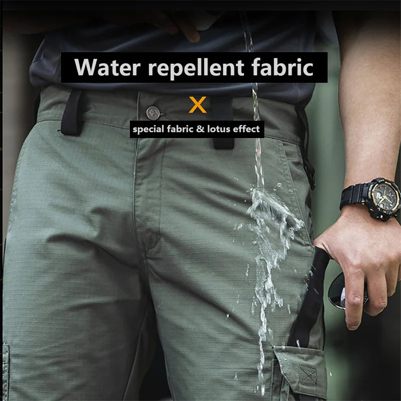 Men's Multi-Pocket Tactical Cargo Shorts
