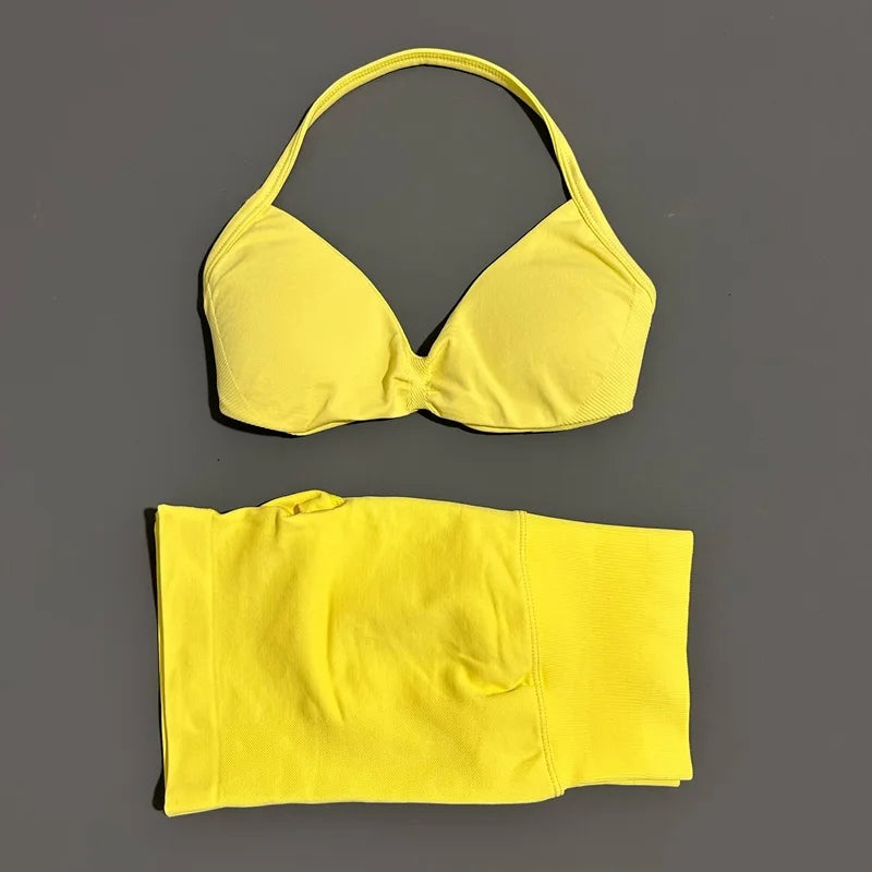 Women's Twist Front Bra And Shorts Yoga Set