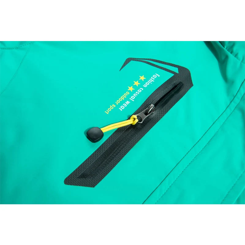Hooded Long Sleeve Full Zip Outdoor Hiking Jacket with Pockets