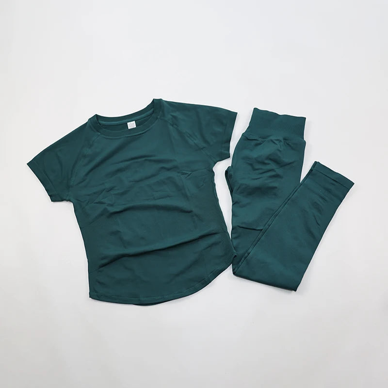 Women's Tee And Shorts Yoga Set For Workout Outfits
