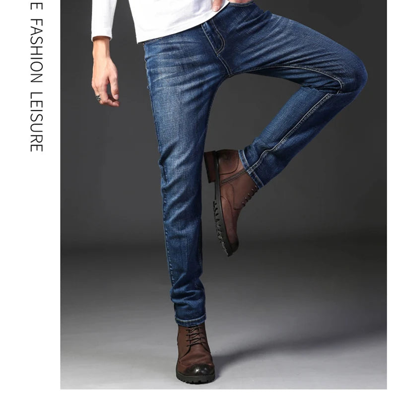 Men's Straight Leg Denim Jeans for Casual Everyday Wear