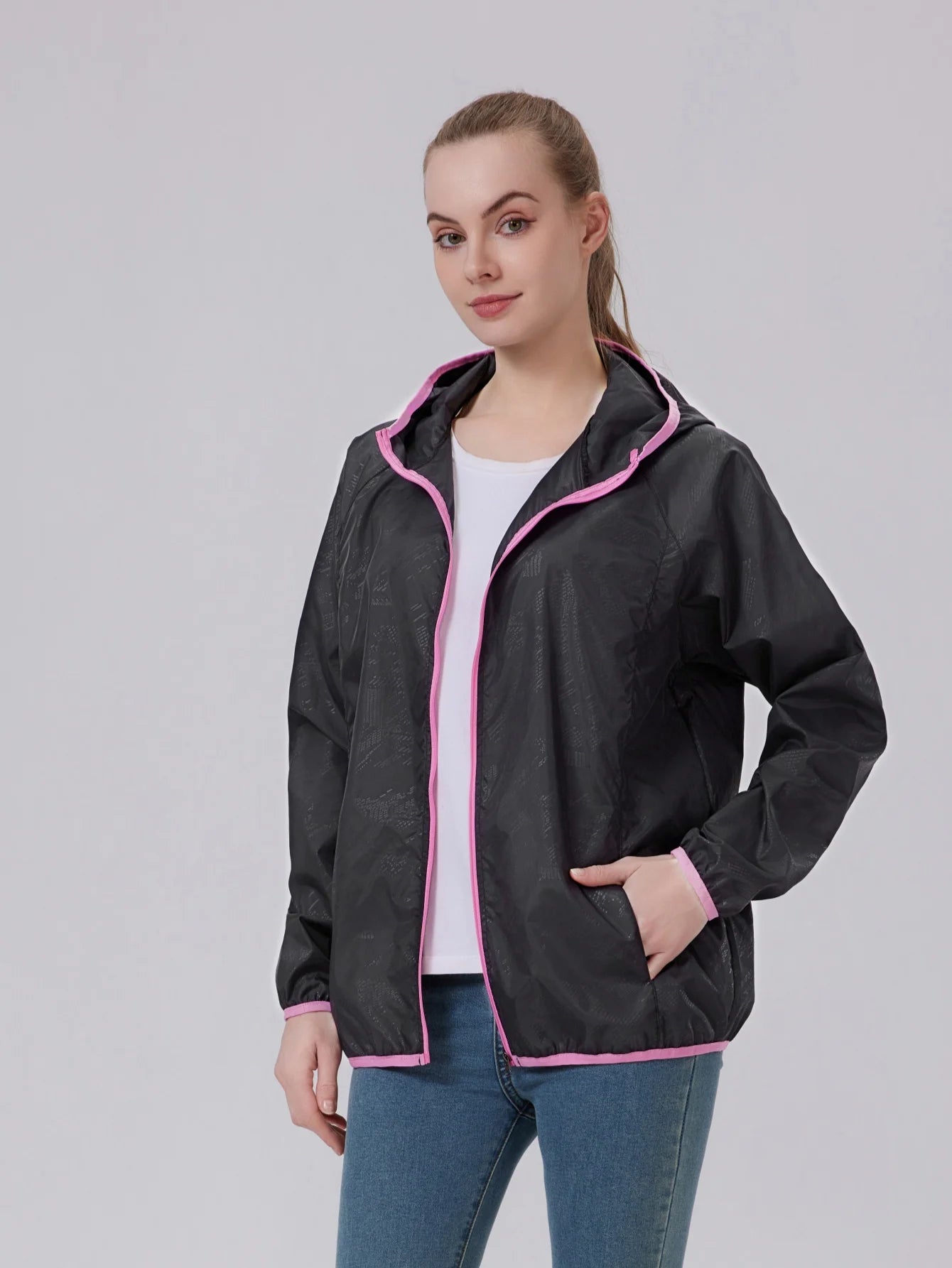 Hooded Long Sleeve Full Zip Outdoor Hiking Jacket with Pockets