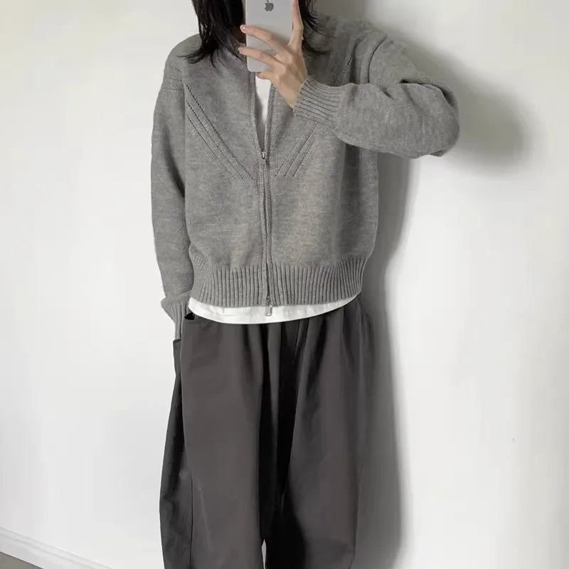 High-end grey retro cashmere knitted zipper cardigan women loose sweater coat with wool autumn and winter