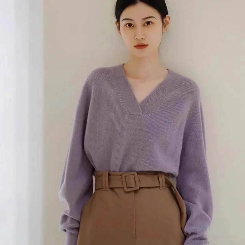 V-neck pure cashmere sweater women autumn and winter loose and versatile knitted sweater short wool base layer