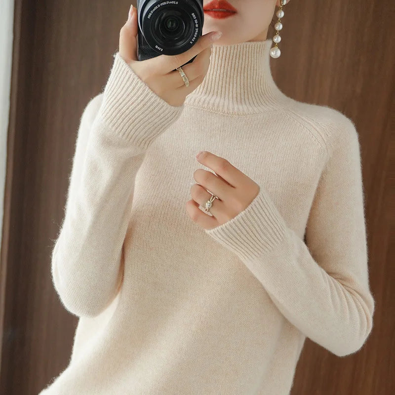 Women's Solid Turtleneck Long-Sleeve Knit Sweater
