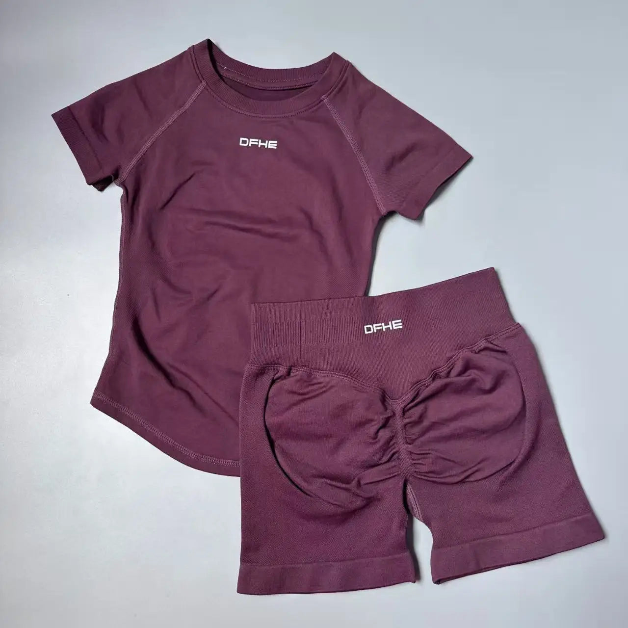 Women's Tee And Shorts Yoga Set For Workout Outfits