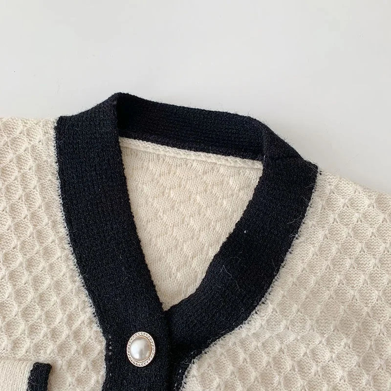 Women's Contrast Trim Button Front Cardigan Casual Knit Layer