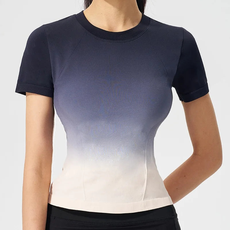 Women's Long-Sleeve Crewneck Workout Top