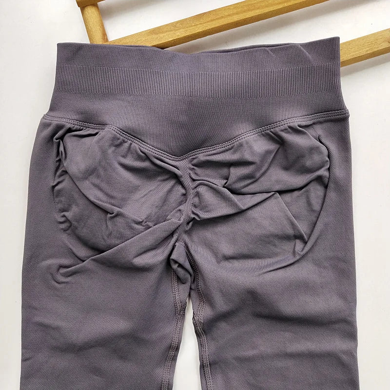 Women's Scrunch Capri Leggings For Workout Outfits And Layering