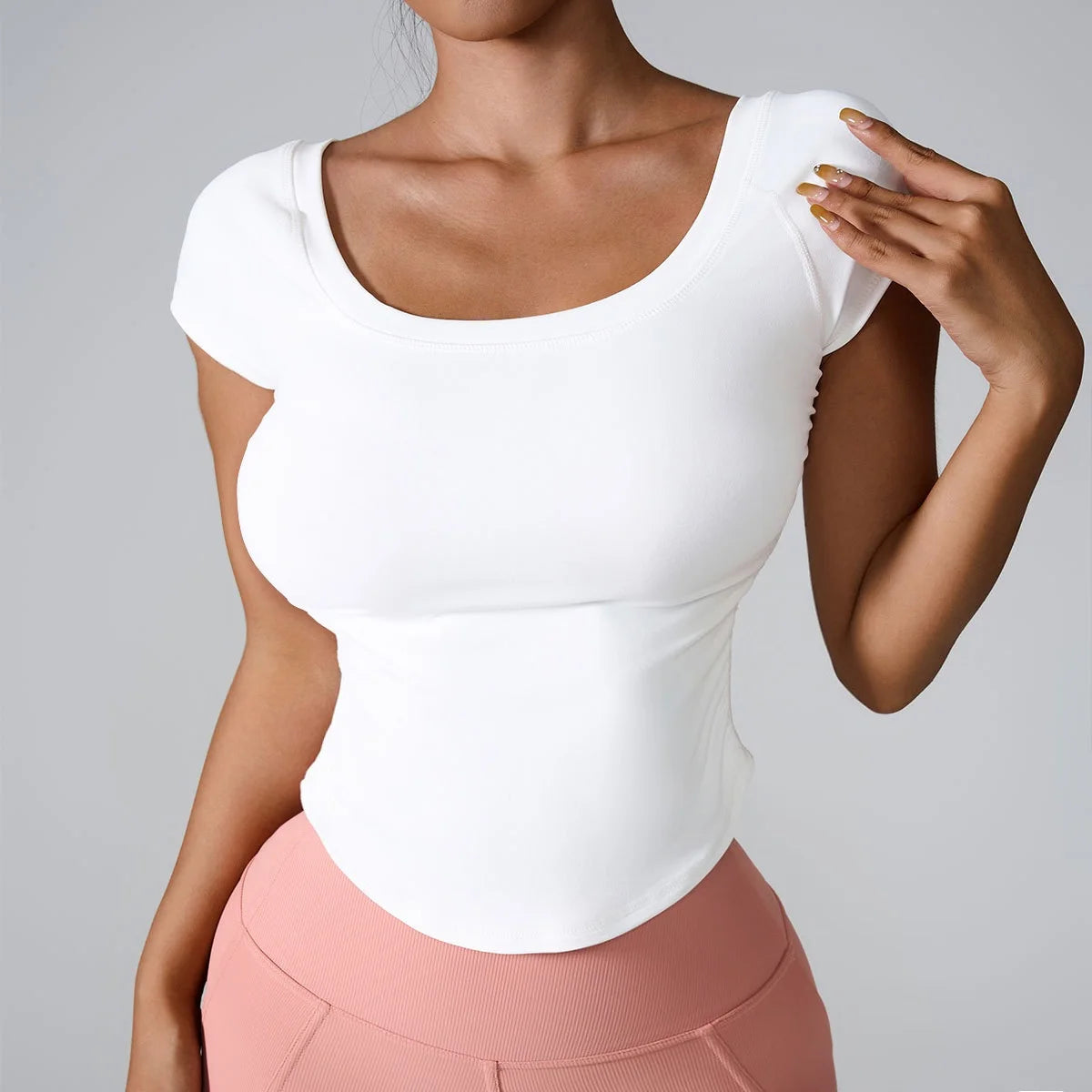 Women's Scoop-Neck Long-Sleeve Workout Top