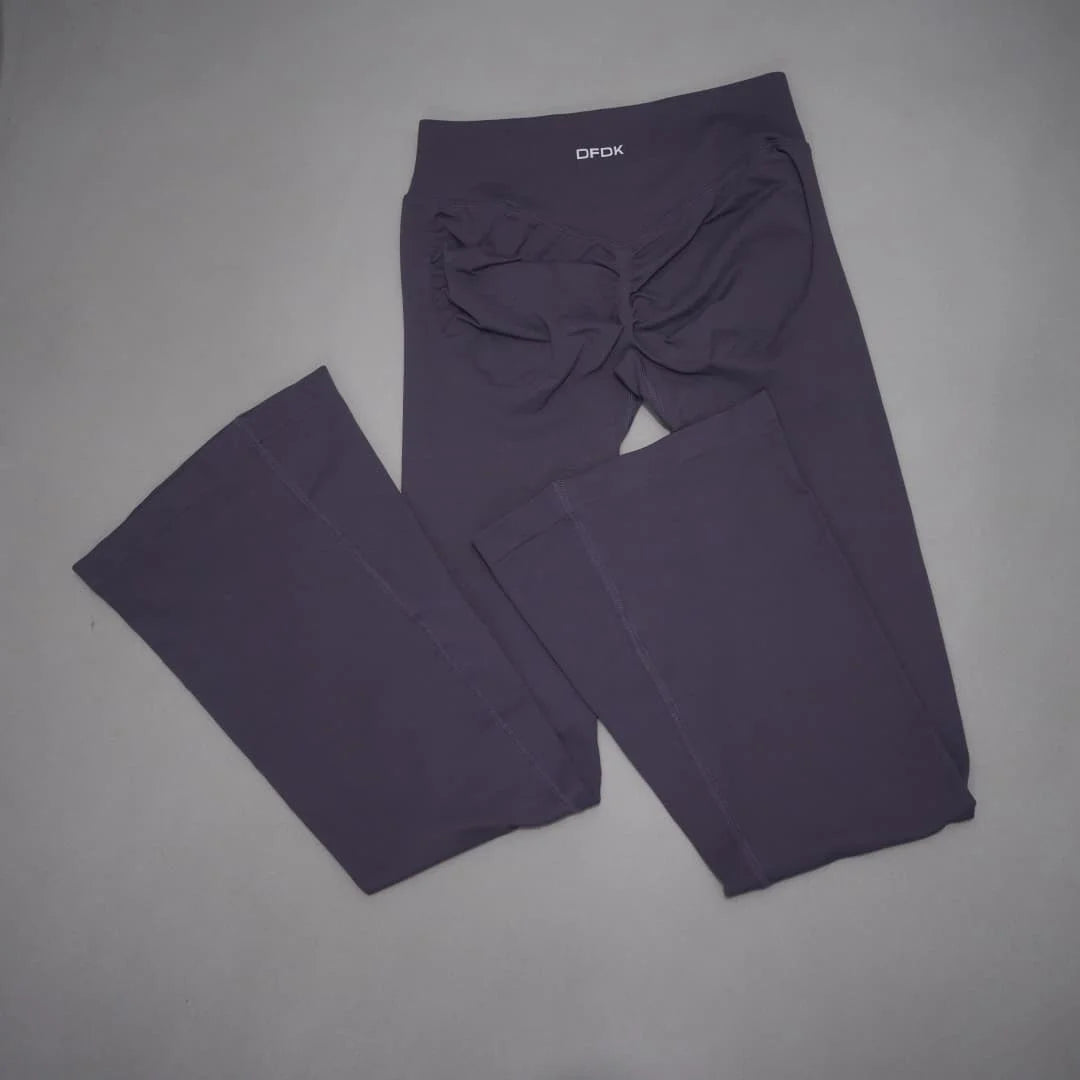 Women's Scrunch Flared Leggings For Workout Outfits And Layering