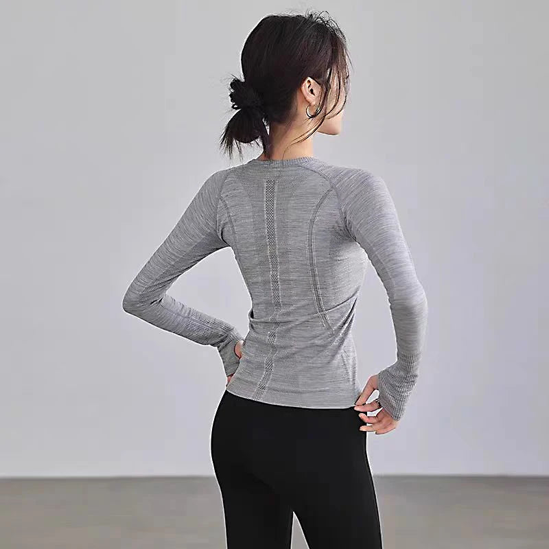 Women's Fitted Crew Neck Long Sleeve T-shirt For Workout Outfits