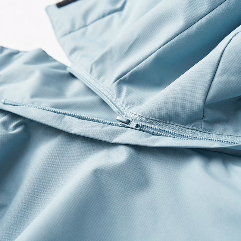 Hooded Long Sleeve Full Zip Outdoor Hiking Jacket with Pockets