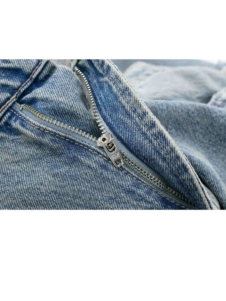 Women's Light Wash Straight Leg Denim Jeans For Everyday Outfits