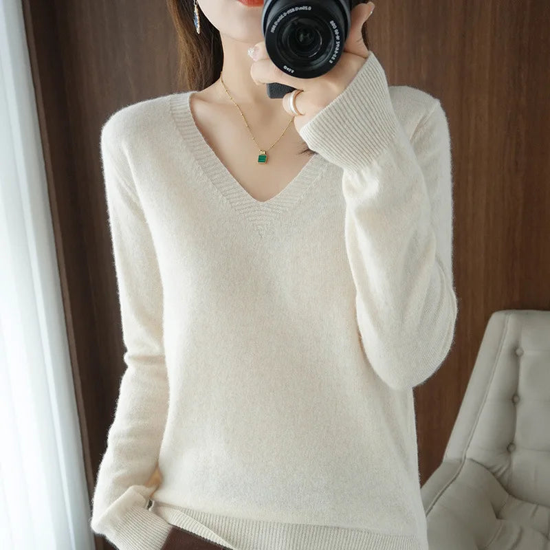 Women's V Neck Long Sleeve Sweater Casual Knit Layer