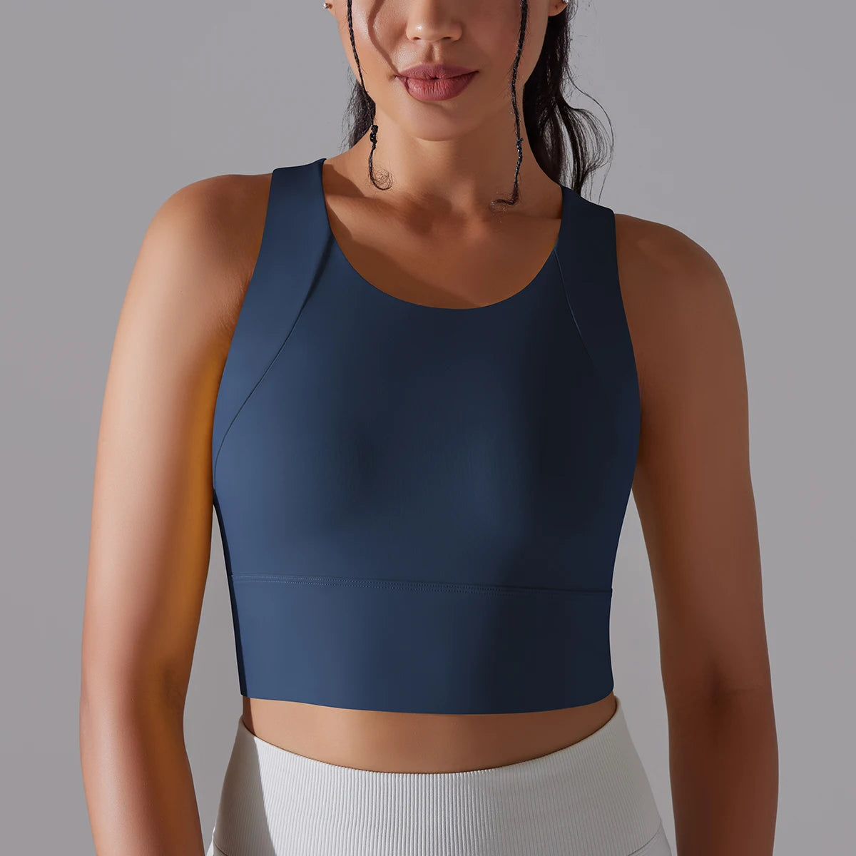 Women's Solid Nylon Blend Sports Bra with a Fitted Stretch Silhouette