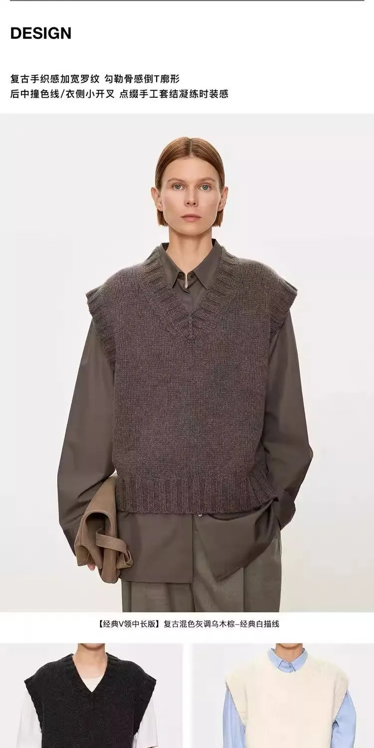 A stylish layering of 100% wool vest, V-neck vest waistcoat loose sleeveless vest and knitted sweater women autumn and winter