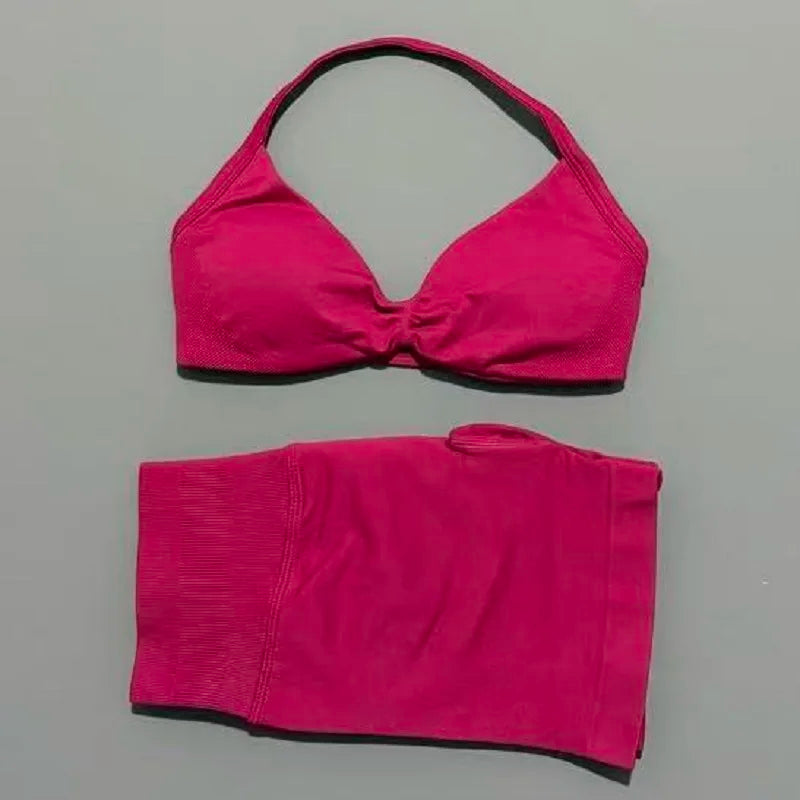 Women's Twist Front Bra And Shorts Yoga Set