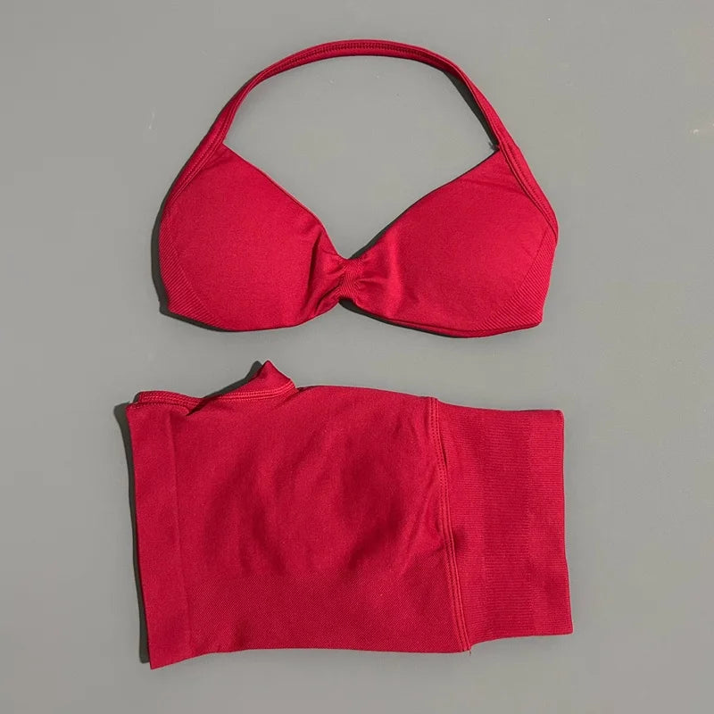 Women's Twist Front Bra And Shorts Yoga Set