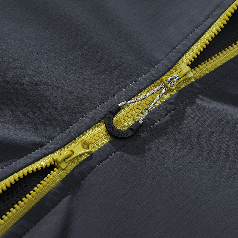 Stand-Collar Zip-Up Windbreaker Jacket with Elastic Hem for Outdoor Wear