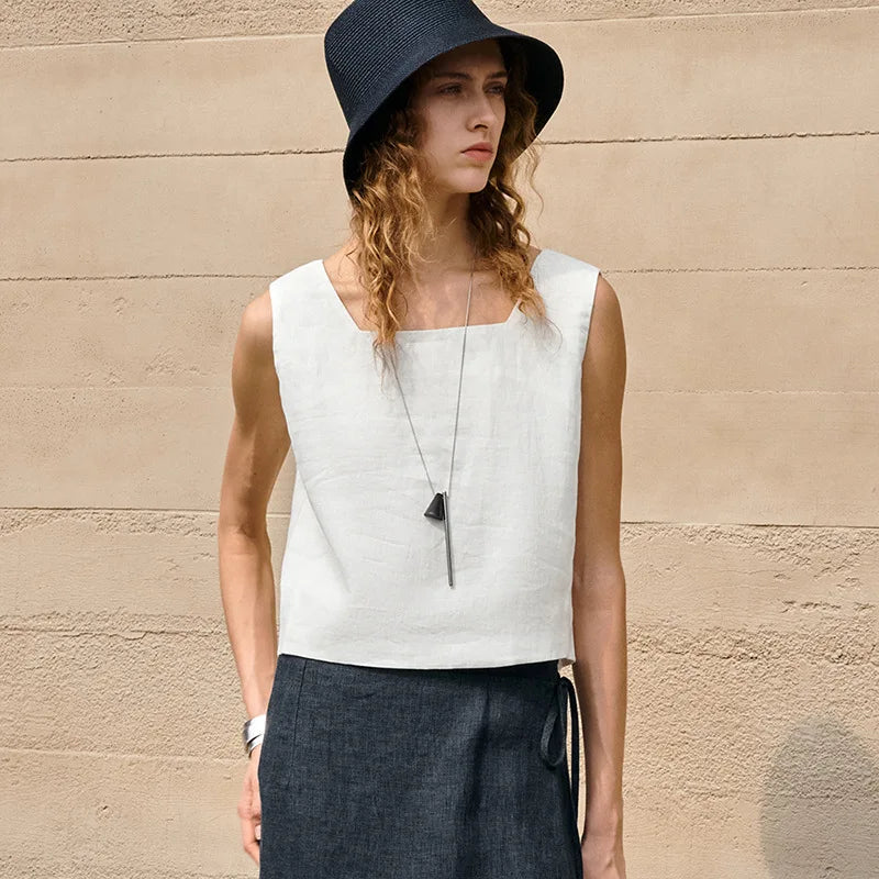 Women's Linen Sleeveless V-Neck Button-Front Cropped Vest Top for Casual Summer Outfits