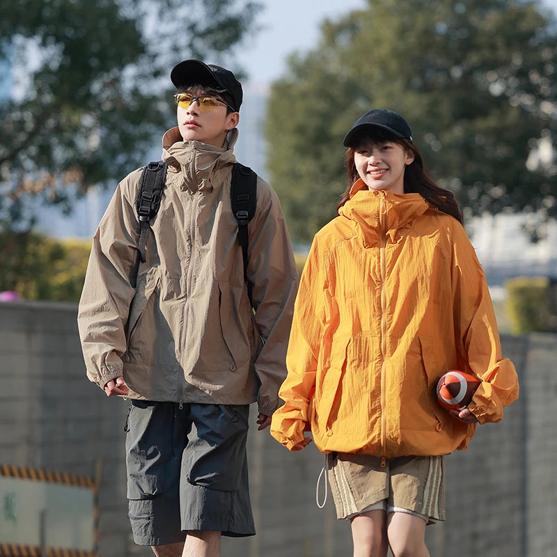 Hooded Long Sleeve Full Zip Outdoor Hiking Jacket with Pockets