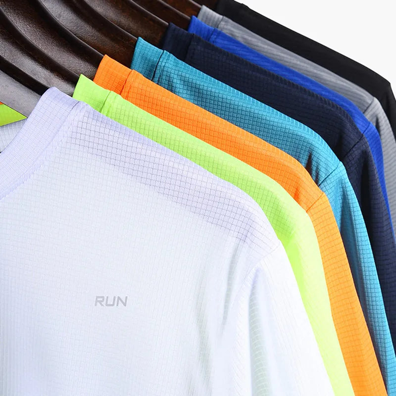 Men's Raglan Long Sleeve Crew Neck T-shirt For Workout Outfits