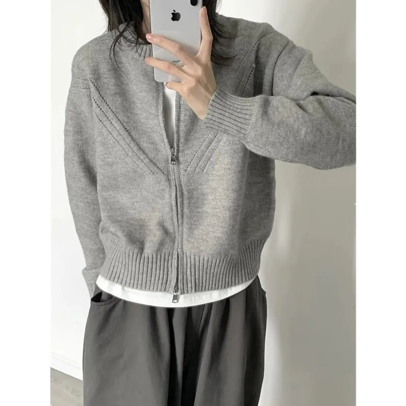 High-end grey retro cashmere knitted zipper cardigan women loose sweater coat with wool autumn and winter