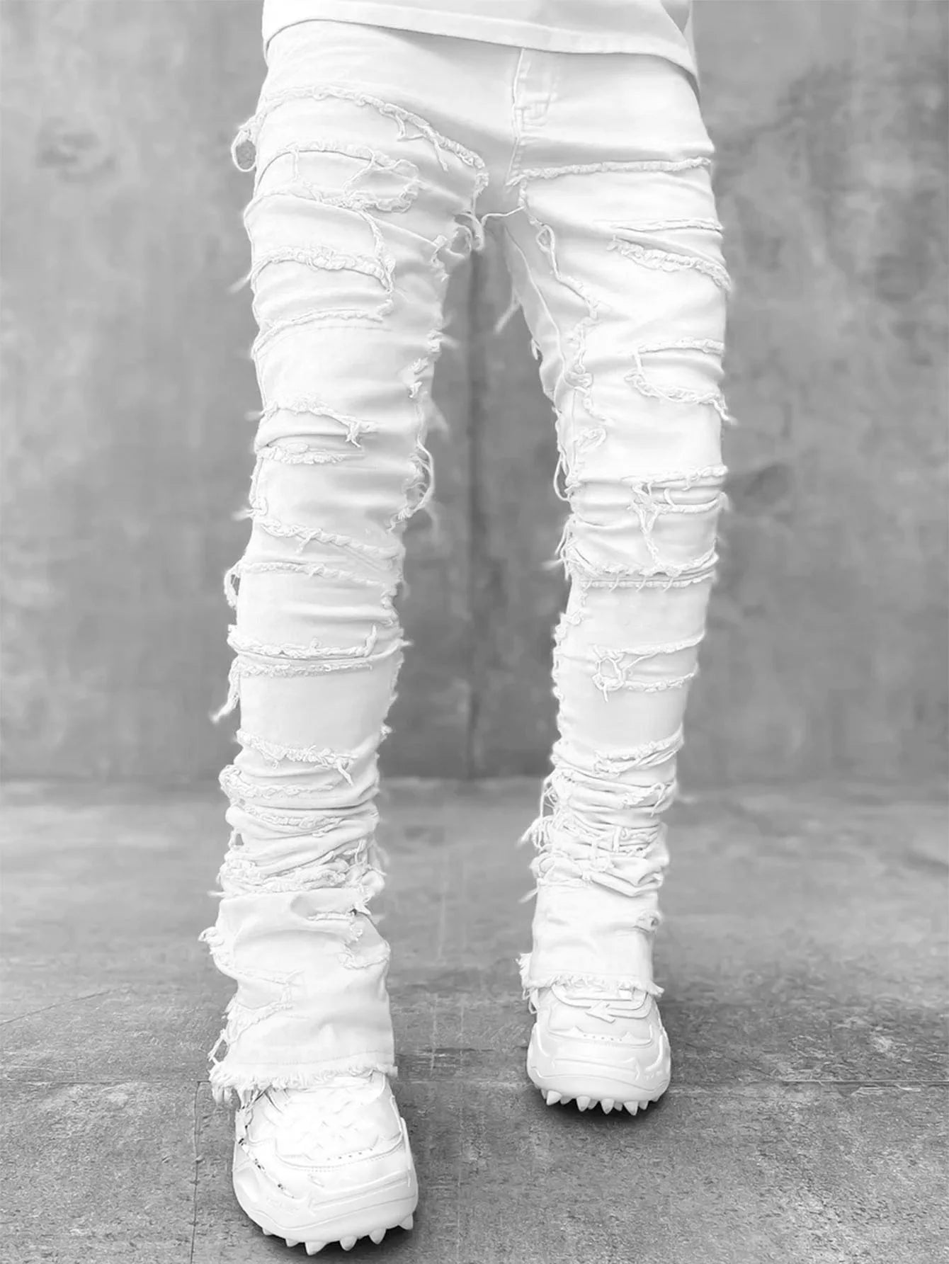 Men's Distressed Slim Fit Denim Jeans for Casual Everyday Wear