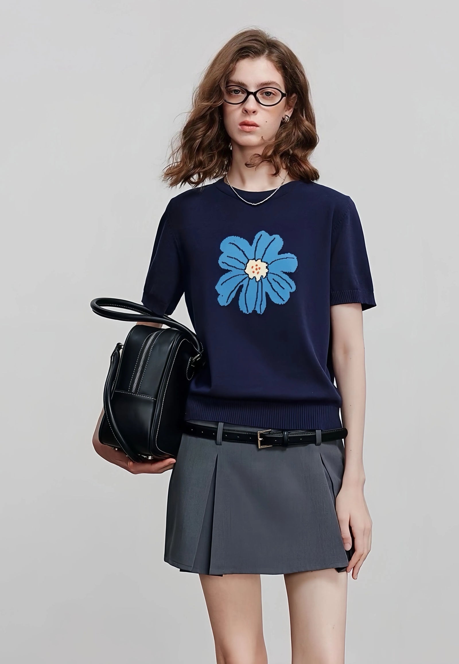 Stylish large-flower jacquard round-neck knitted short-sleeved women's loose ice silk T-shirt and thin top