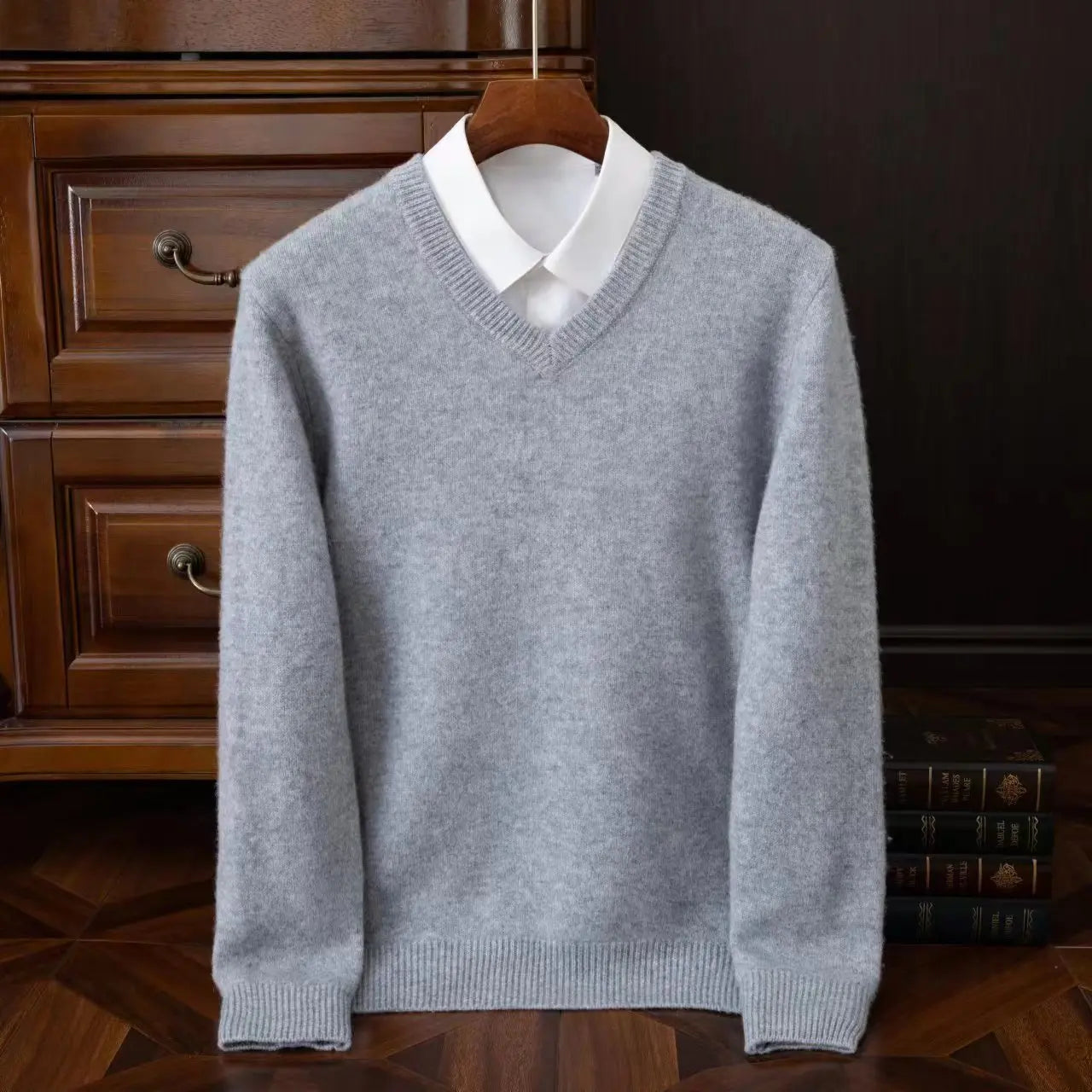 Men's Wool V-Neck Long-Sleeve Knit Pullover Sweater