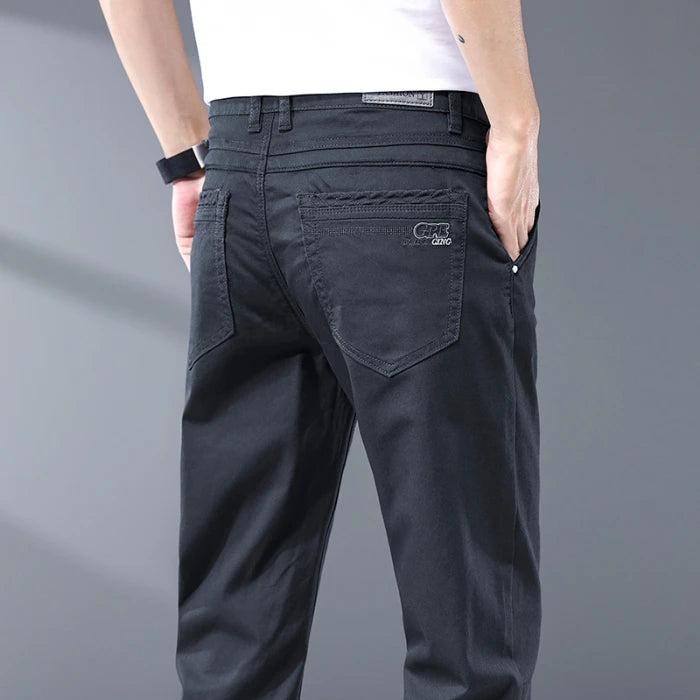 Men's Slim Fit Denim Jeans for Casual Everyday Wear
