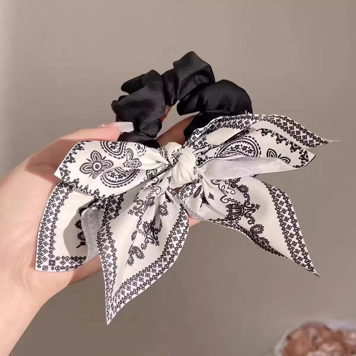 Decorative Paisley Bow Claw Hair Clip for Everyday Hair Styling
