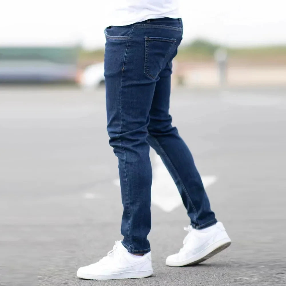 Men's Slim Fit Denim Jeans for Casual Everyday Wear