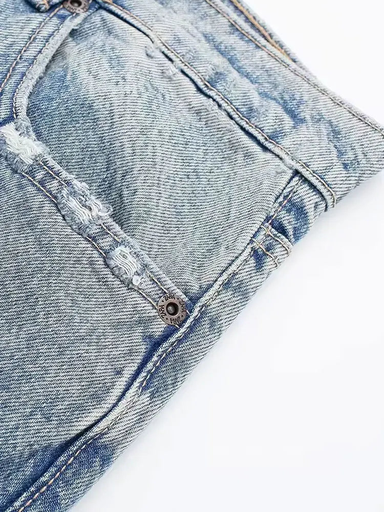 Women's Light Wash Straight Leg Denim Jeans For Everyday Outfits