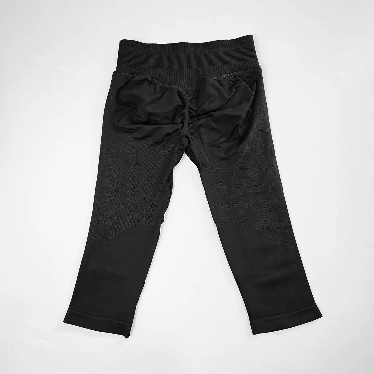 Women's Scrunch Capri Leggings For Workout Outfits And Layering